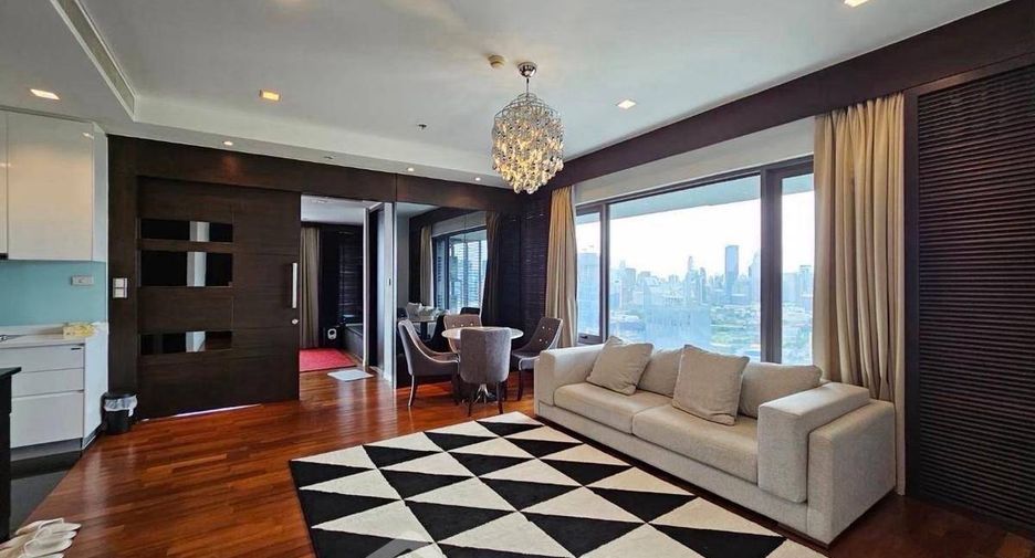 À vendre 2 chambres condo à Sathon, Bangkok