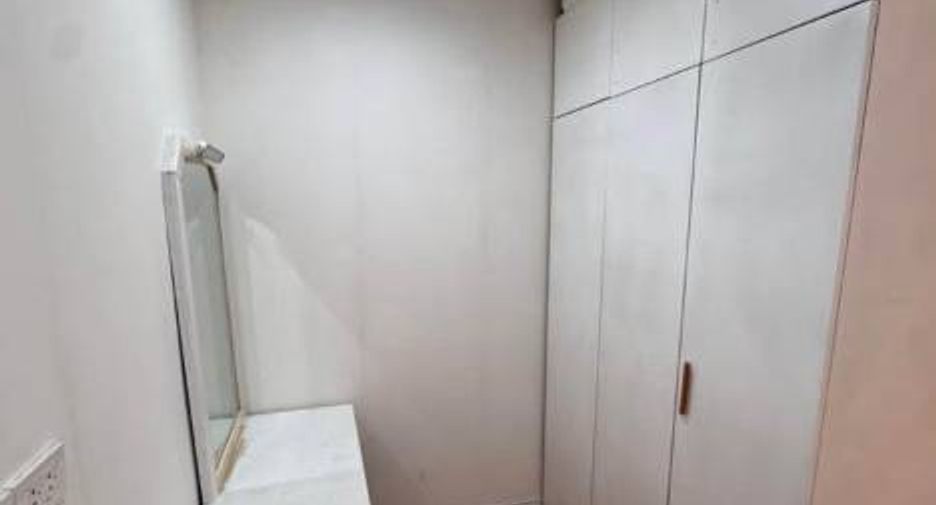 Продажа 1 кровать кондо в Банг Пхлат, Бангкок