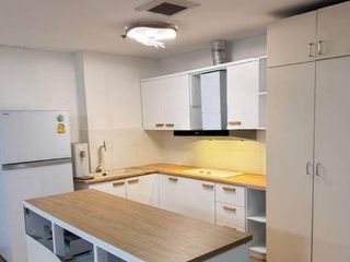 Продажа 1 кровать кондо в Банг Пхлат, Бангкок