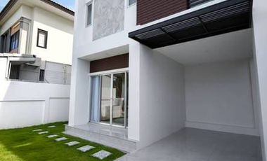 出售 3 卧室 独立屋 在 Bang Lamung, Chon Buri