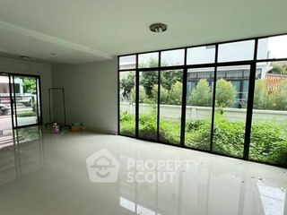 Продажа 3 спальни дом в Кхлонг Сам Ща, Бангкок