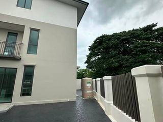Продажа 3 спальни дом в Пращет, Бангкок