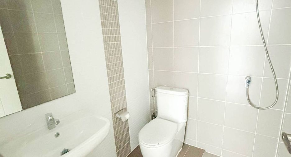 For sale 4 bedrooms townhouse in Phra Pradaeng, Samut Prakan
