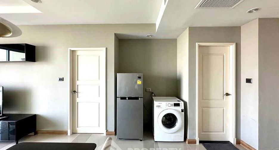 Wohnung zur Miete und zum Kauf mit 1 Zimmer in Huai Khwang, Bangkok