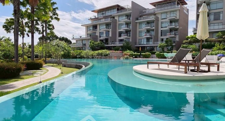 À louer et à vendre 1 chambre condo à Bang Saray, Pattaya