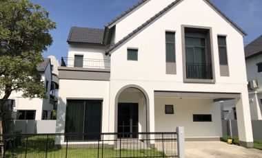 For sale 3 ベッドルーム house in Bang Sao Thong, Samut Prakan