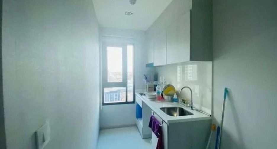 For sale 2 bedrooms condo in Bang Phlat, Bangkok
