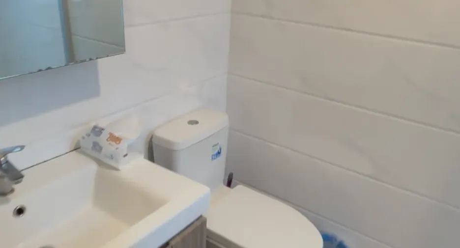 Wohnung zur Miete mit 2 Zimmer in Huai Khwang, Bangkok