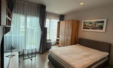 Condo en alquiler de estudio en Huai Khwang, Bangkok