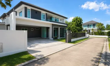 For sale 4 bedrooms house in Mueang Phuket, Phuket