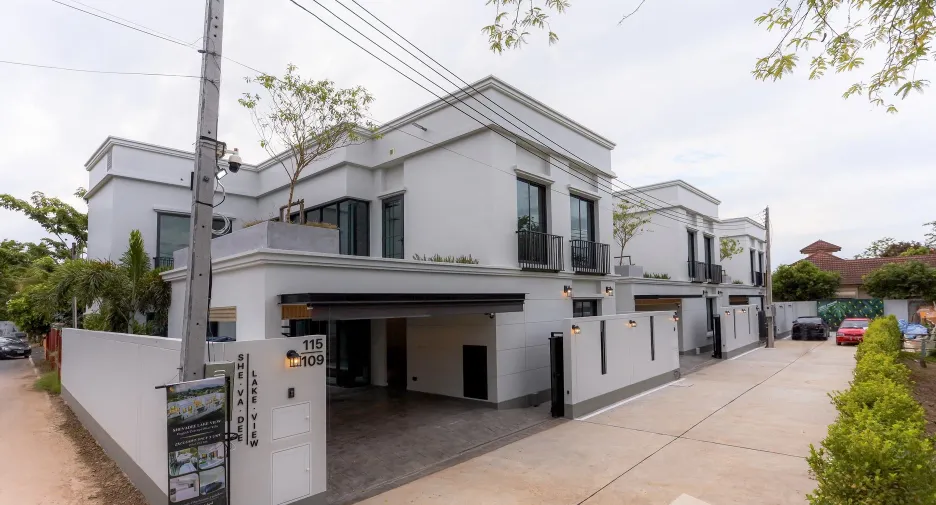 Casa en venta de 4 habitaciones en Mueang Chiang Mai, Chiang Mai