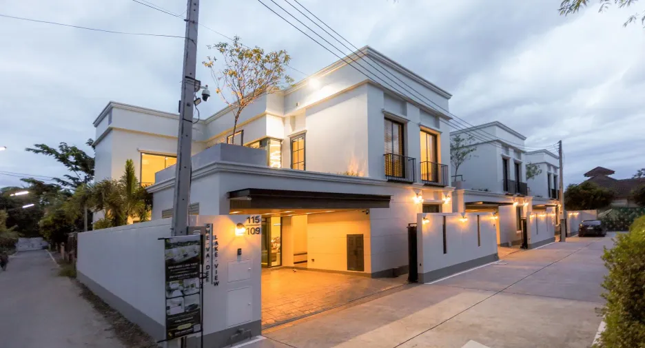 Casa en venta de 4 habitaciones en Mueang Chiang Mai, Chiang Mai