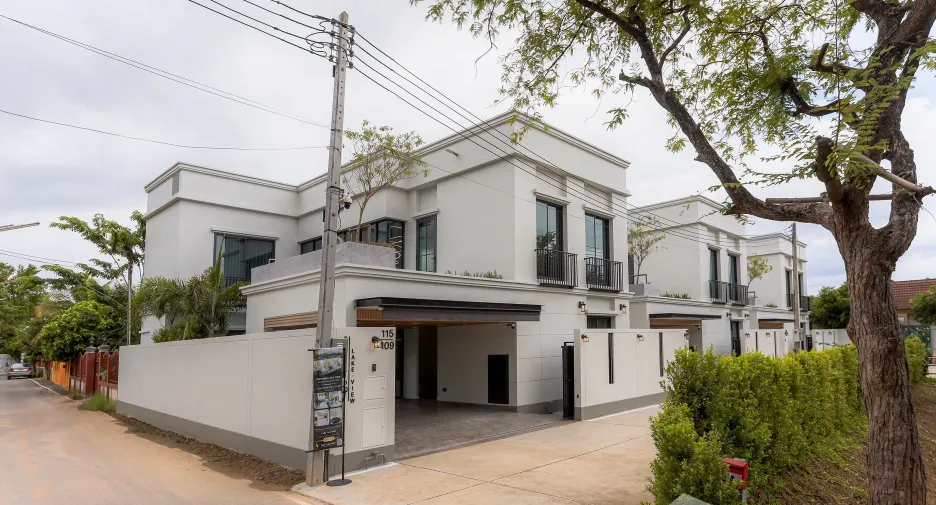 Casa en venta de 4 habitaciones en Mueang Chiang Mai, Chiang Mai