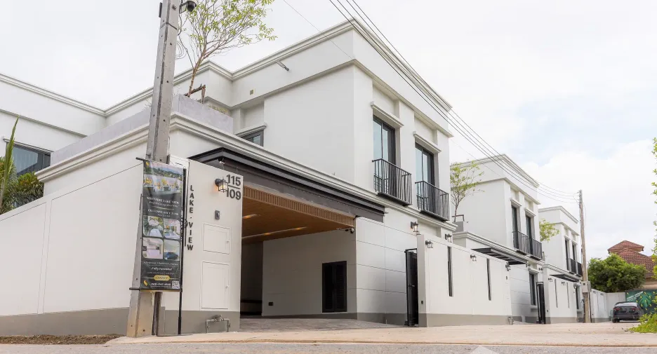 Casa en venta de 4 habitaciones en Mueang Chiang Mai, Chiang Mai