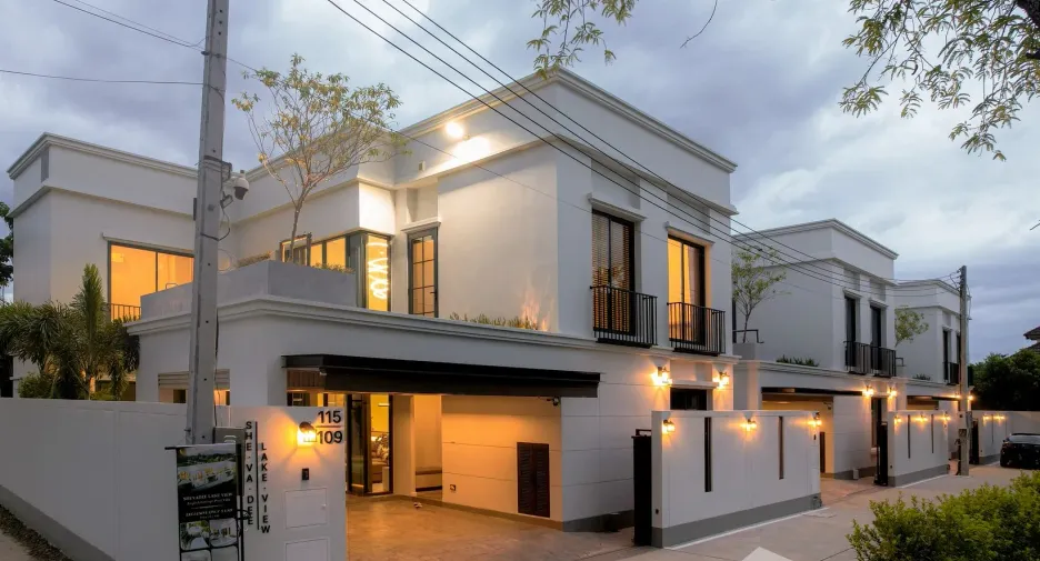 Casa en venta de 4 habitaciones en Mueang Chiang Mai, Chiang Mai