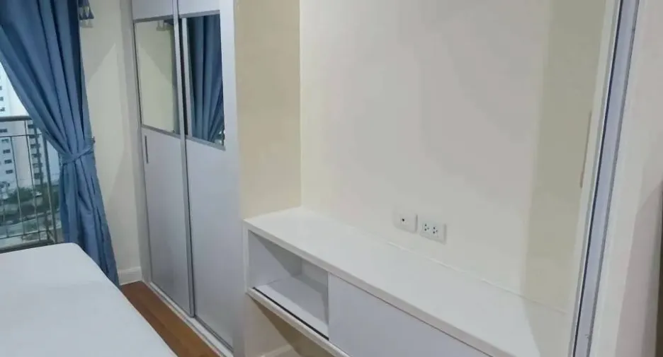 For rent 1 bed condo in Huai Khwang, Bangkok