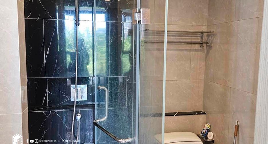 For rent 1 bed condo in Huai Khwang, Bangkok