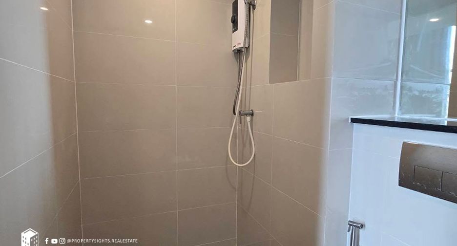 For rent 1 bed condo in Sathon, Bangkok