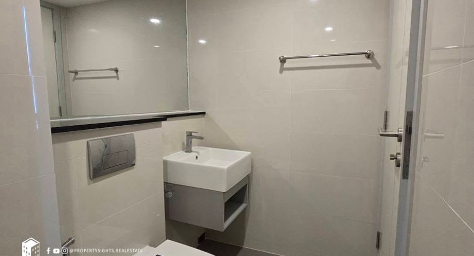 For rent 1 bed condo in Sathon, Bangkok