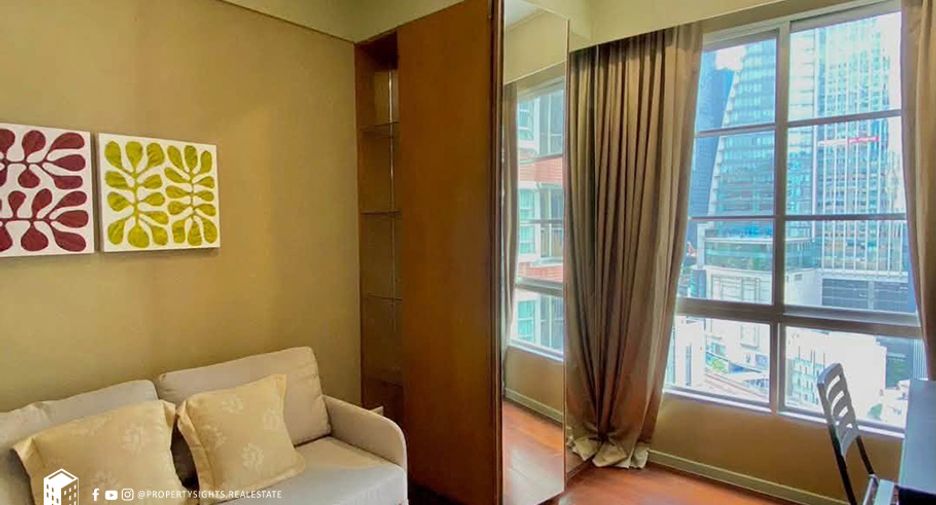 Wohnung zur Miete mit 3 Zimmer in Khlong Toei, Bangkok