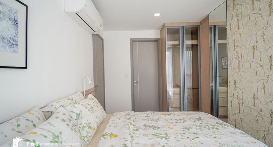 For rent 2 bedrooms condo in Watthana, Bangkok