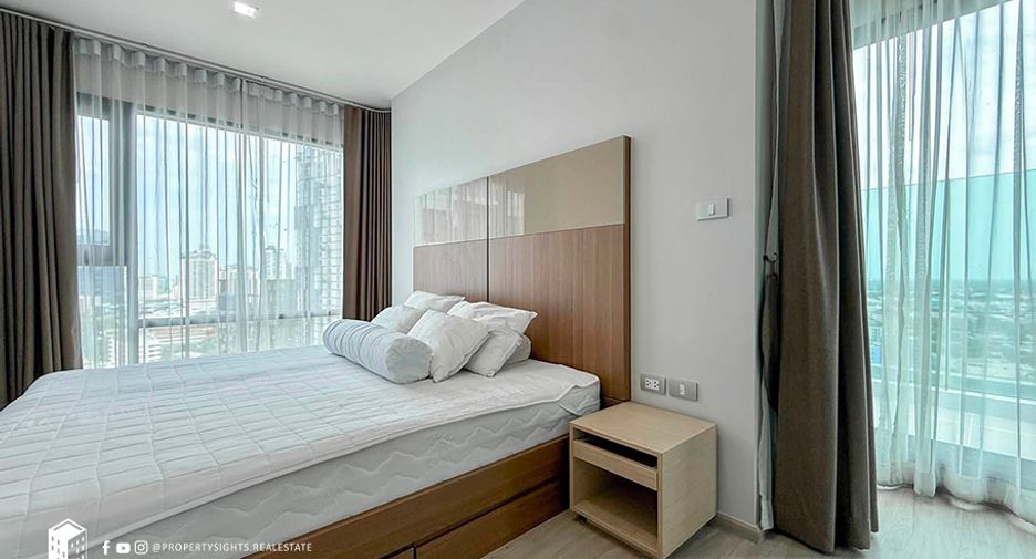 For rent 2 bedrooms condo in Khlong Toei, Bangkok