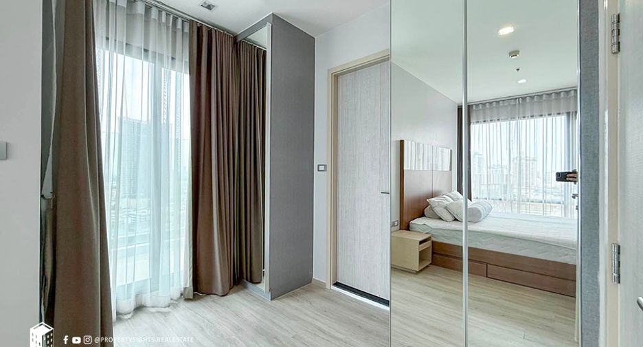 For rent 2 bedrooms condo in Khlong Toei, Bangkok