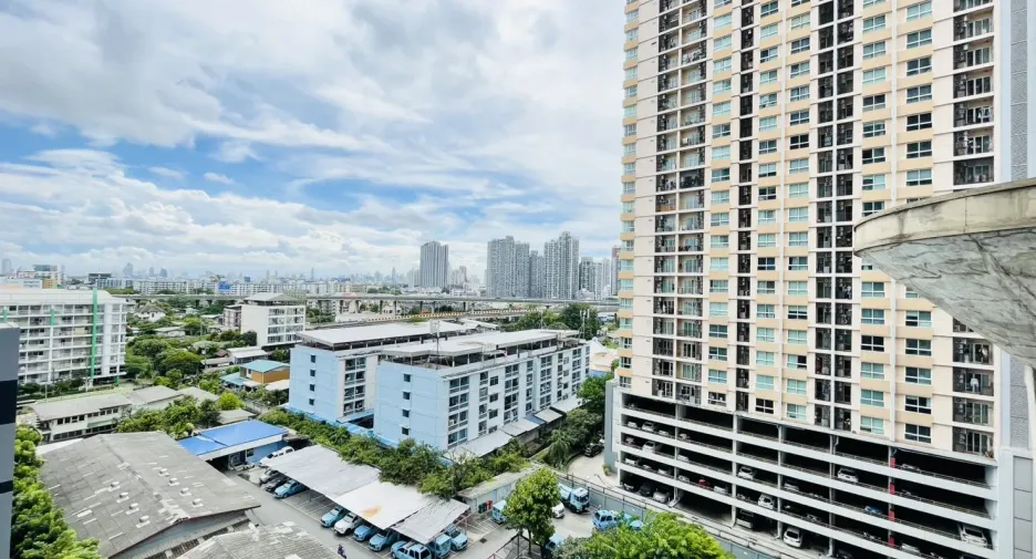 Wohnung zur Miete mit 1 Zimmer in Phra Khanong, Bangkok