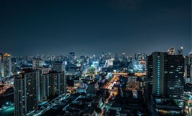 出售 2 卧室 公寓 在 Huai Khwang, 曼谷
