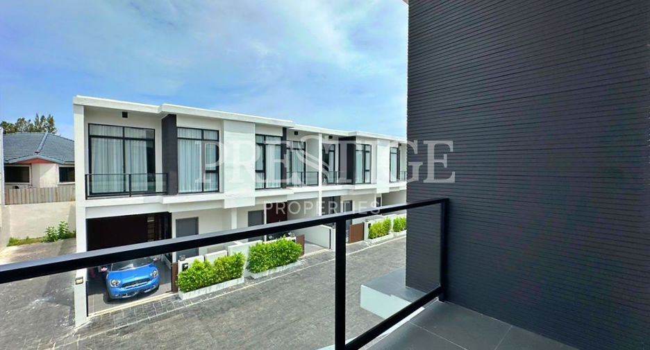 For rent 4 ベッドルーム house in Bang Lamung, Chonburi