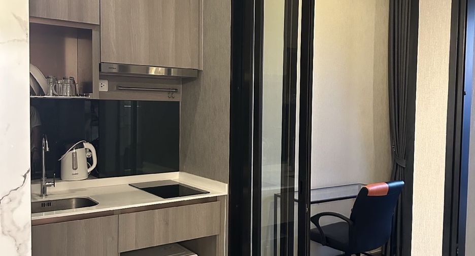 Condo en alquiler de 2 habitaciones en Watthana, Bangkok