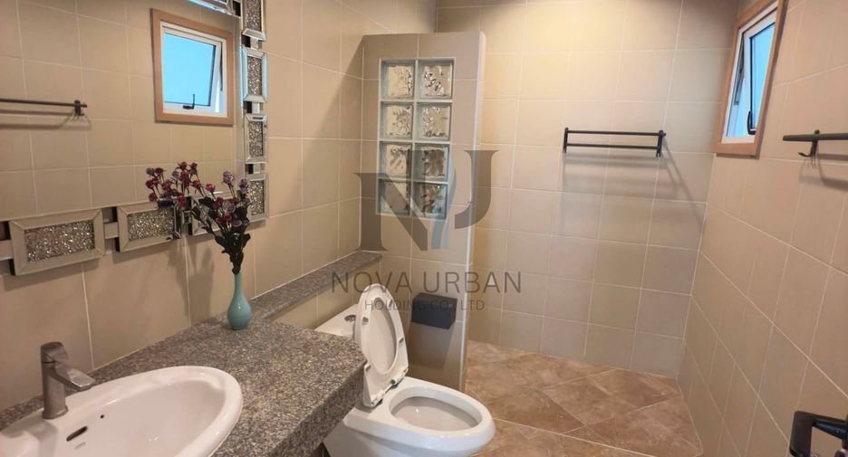 Haus zum Kauf mit 4 Zimmer in Jomtien, Pattaya