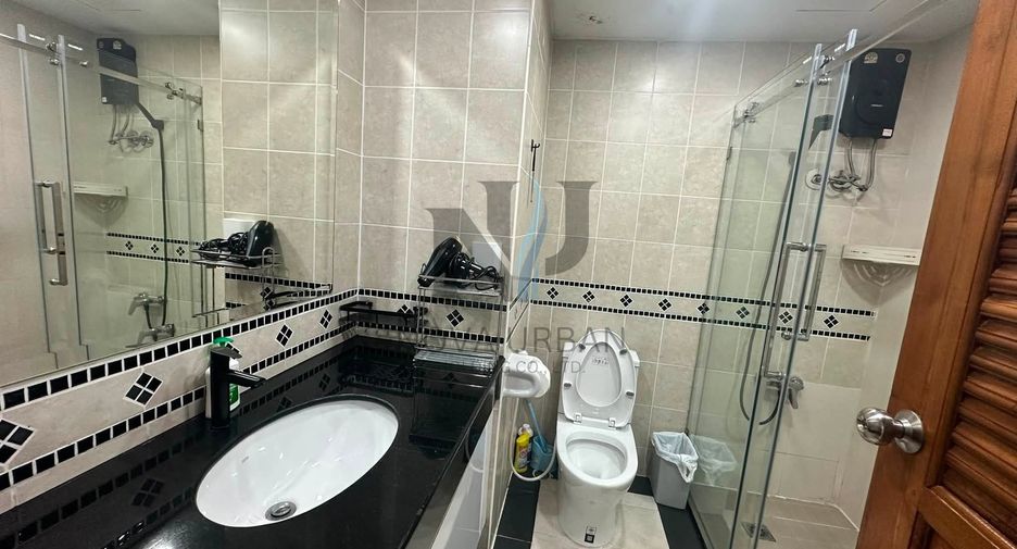 For rent 2 bedrooms condo in Bang Lamung, Chonburi