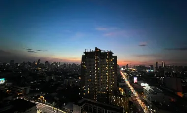 For sale and for rent 2 bedrooms condo in Watthana, Bangkok