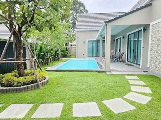 For sale 3 bedrooms villa in Bang Lamung, Chonburi