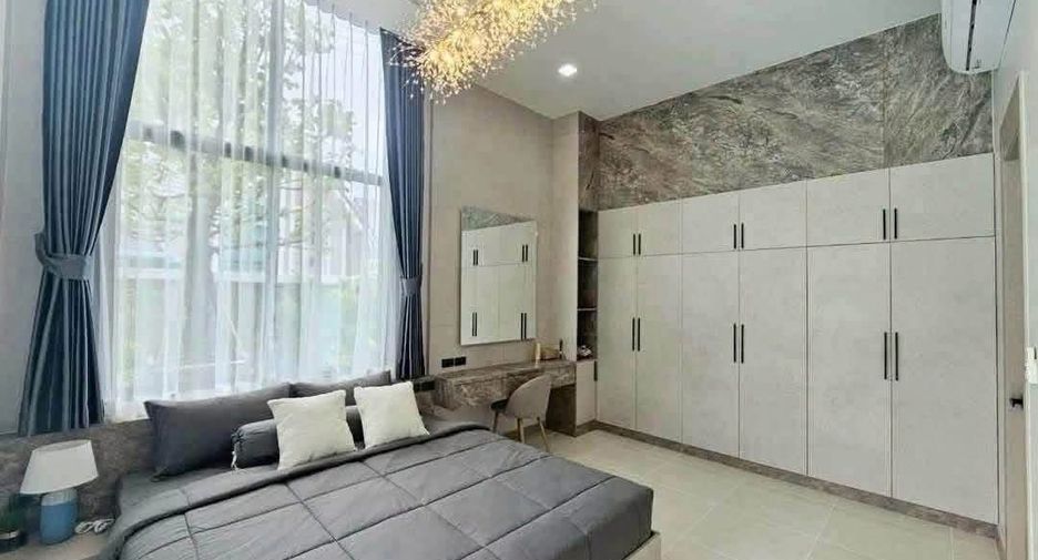 For sale 3 bedrooms villa in Bang Lamung, Chonburi