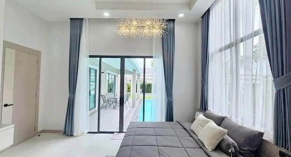 For sale 3 bedrooms villa in Bang Lamung, Chonburi