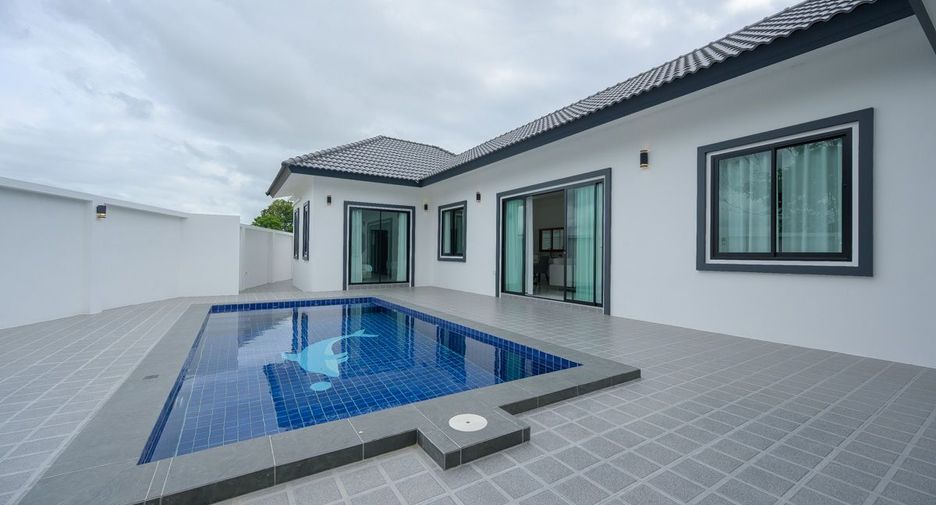 For sale 3 bedrooms house in Bang Lamung, Chonburi
