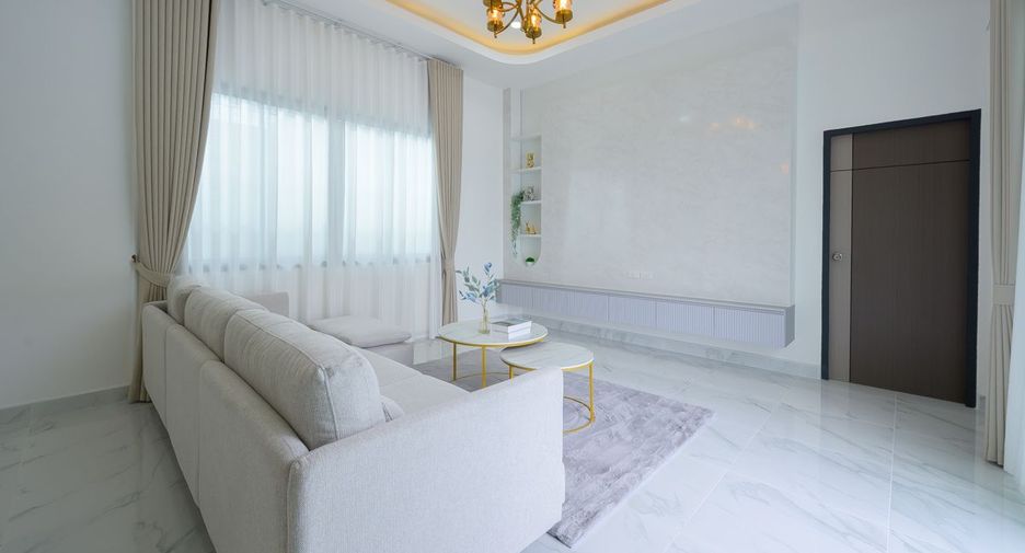 For sale 3 bedrooms house in Bang Lamung, Chonburi