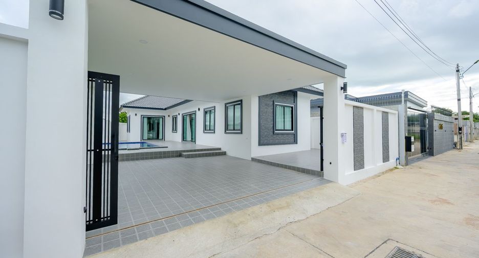 For sale 3 bedrooms house in Bang Lamung, Chonburi