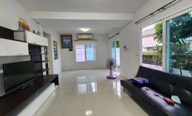 À vendre et à louer 3 chambres maison à Bang Khun Thian, Bangkok