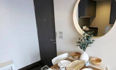 For sale 1 Beds condo in Khlong Toei, Bangkok