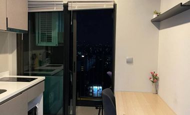 Продажа 1 кровать кондо в Хуаи Кхщанг, Бангкок