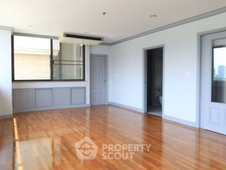 Condo en alquiler de 4 habitaciones en Khlong Toei, Bangkok
