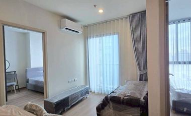 For rent 2 bedrooms condo in Huai Khwang, Bangkok