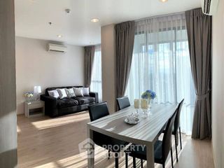 For rent 2 bedrooms condo in Ratchathewi, Bangkok