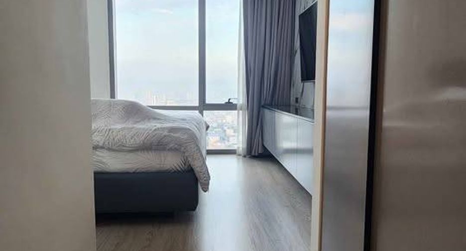 Condo en alquiler de 2 habitaciones en Yan Nawa, Bangkok