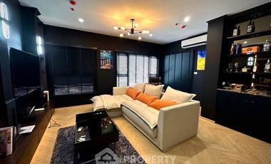 À louer 1 chambre condo à Thon Buri, Bangkok