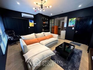 À louer 1 chambre condo à Thon Buri, Bangkok