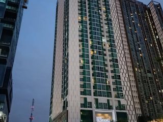For rent 2 bedrooms condo in Huai Khwang, Bangkok